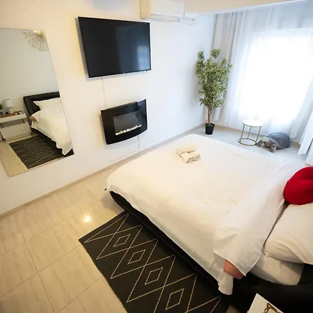 Apartalux Brizo Apartment *